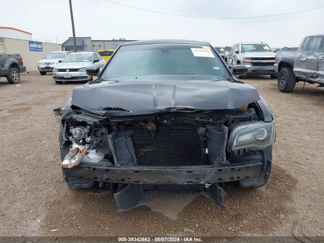 2C3CCABG2KH550551 Chrysler 300 300s