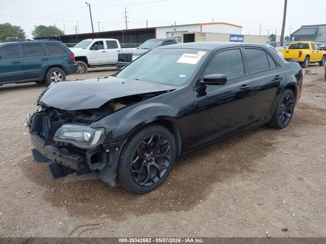 2C3CCABG2KH550551 Chrysler 300 300s