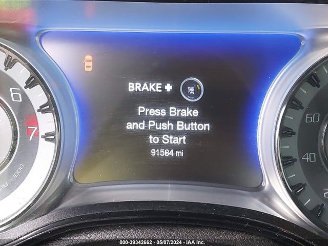 2C3CCABG2KH550551 Chrysler 300 300s
