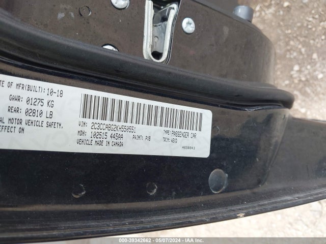 2C3CCABG2KH550551 Chrysler 300 300s