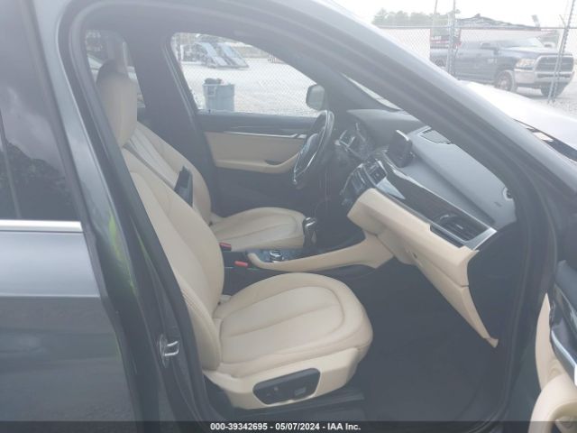 WBXHU7C35J5H45195 BMW X1 Sdrive28i