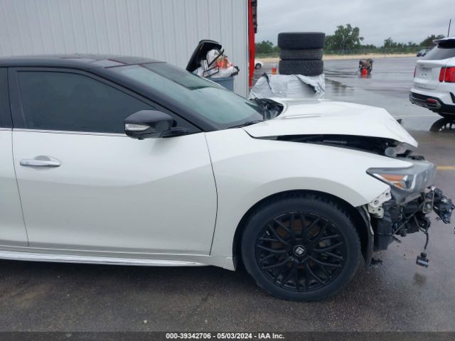 1N4AA6AP6JC399292 Nissan Maxima 3.5 Platinum