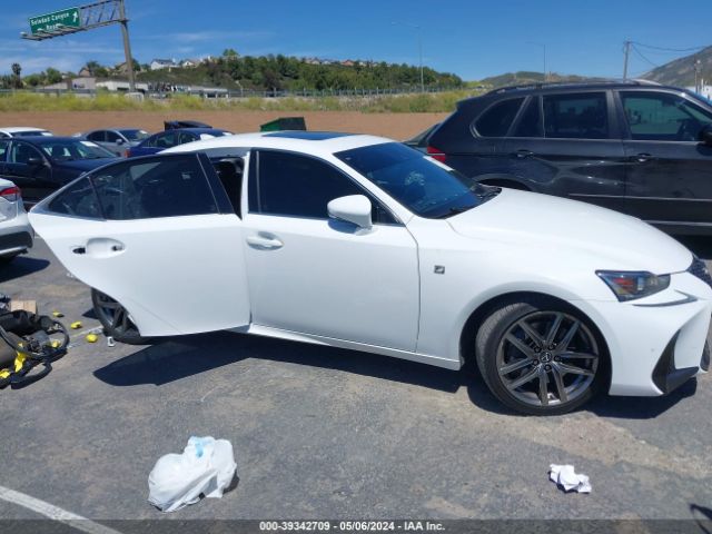 JTHBA1D2XK5089622 Lexus IS 300