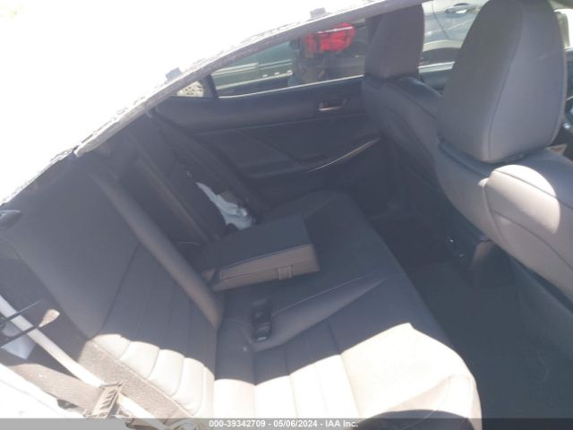 JTHBA1D2XK5089622 Lexus IS 300