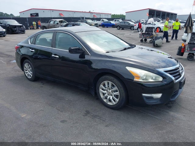 Nissan Altima 2.5 S 2014 1N4AL3AP3EC284731 Image 1