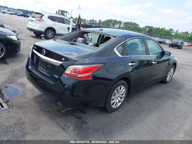 Nissan Altima 2.5 S 2014 1N4AL3AP3EC284731 Image 4