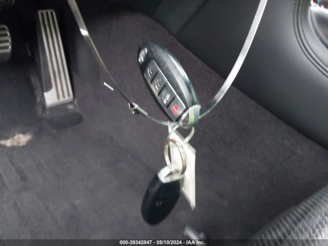 JN1BY1AR8HM770135 Infiniti Q70 3.7x