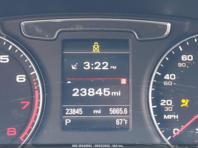 WA1JCCFS4HR012482 Audi Q3 2.0t Premium