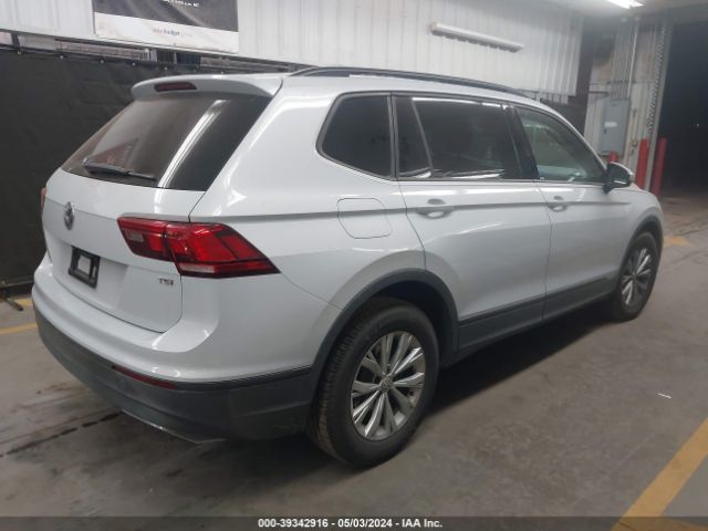 3VV1B7AX9JM073659 Volkswagen Tiguan 2.0t S
