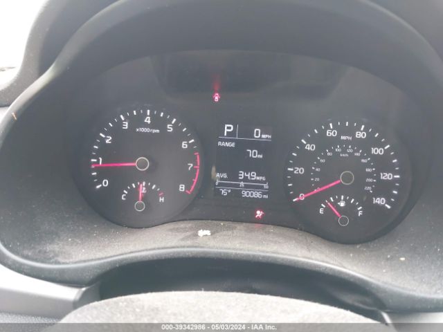 3KPA24AB5KE198218 KIA RIO S