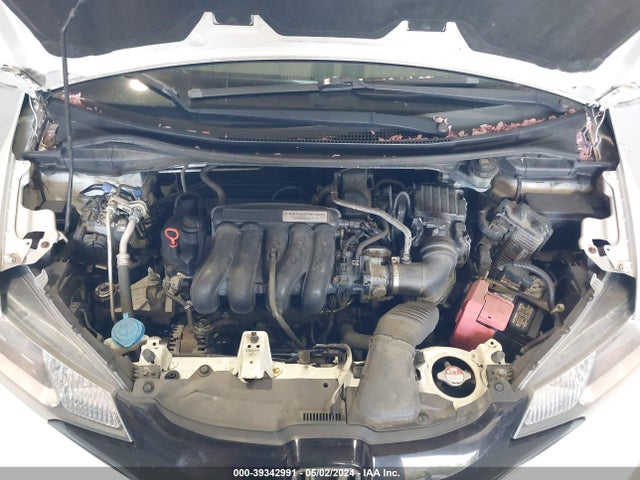 Honda FIT LX 2015 3HGGK5H53FM770836 Image 10