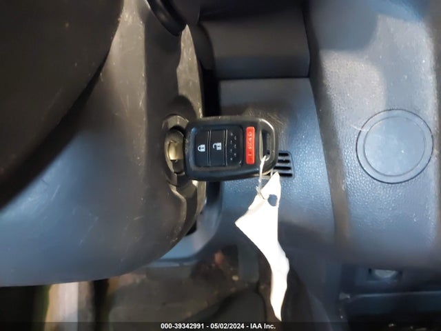 Honda FIT LX 2015 3HGGK5H53FM770836 Image 11