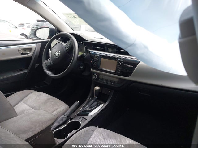 Toyota COROLLA LE 2015 5YFBURHE0FP304722 Image 5