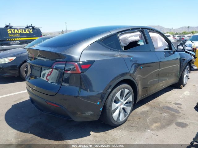 7SAYGAEE7RF054101 Tesla Model Y Long Range Dual Motor All-wheel Drive