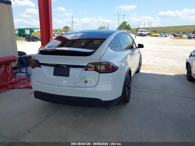 7SAXCBE64PF399363 Tesla Model X Plaid Tri Motor All-wheel Drive