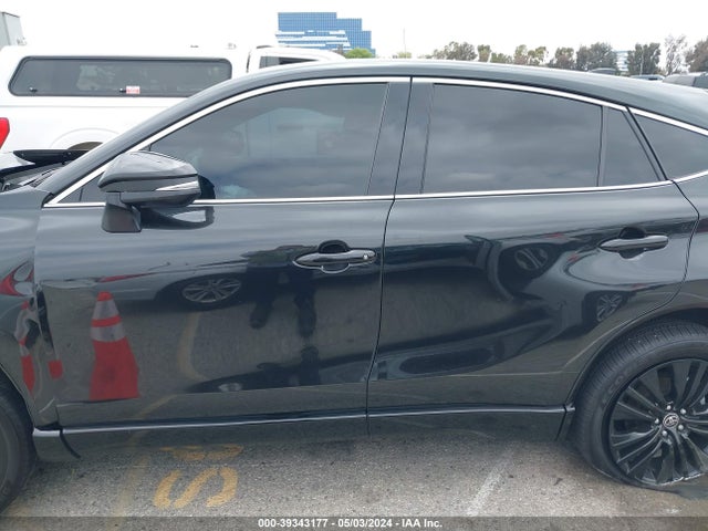 Toyota Venza Nightshade Edition 2023 JTEAAAAH2PJ127876 Image 14