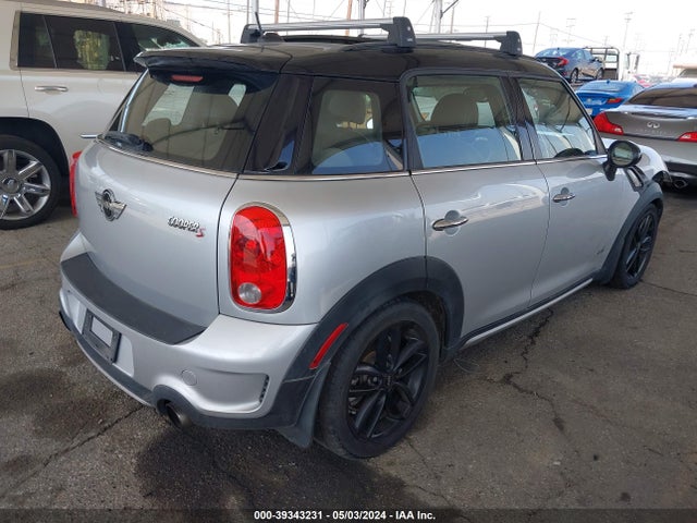 2016 MINI COUNTRYMAN WMWZC5C57GWU03836 Photo 3