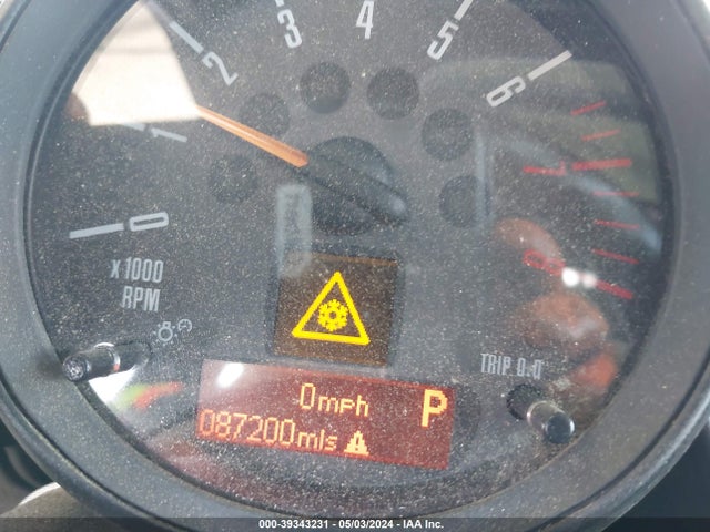 2016 MINI COUNTRYMAN WMWZC5C57GWU03836 Photo 6