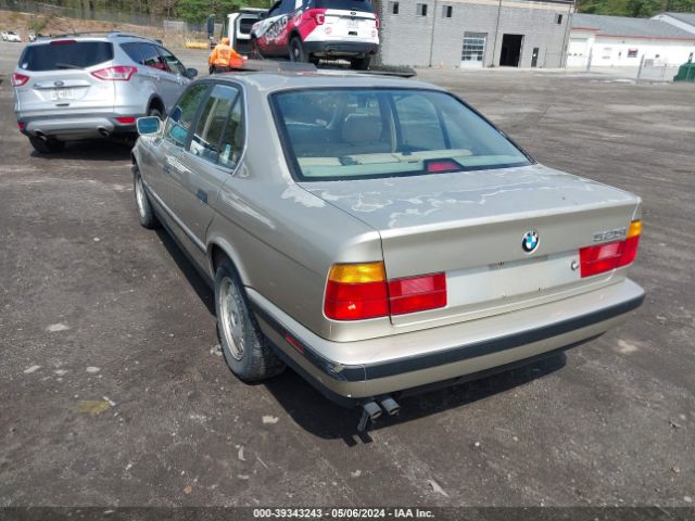 1989 BMW 525 WBAHC2309KBE23684 Photo 2
