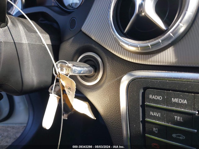 Mercedes-Benz CLA 250 2015 WDDSJ4EBXFN273603 Image 11