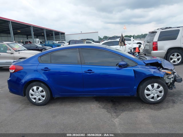 KIA FORTE LX 2017 3KPFL4A77HE011925 Image 13