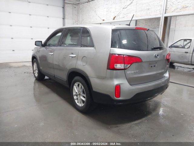 5XYKTCA6XFG614576 KIA SORENTO LX