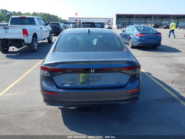 1HGCY1F2XRA034637 Honda ACCORD LX