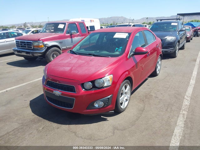 Chevrolet Sonic Ltz Auto 2014 1G1JE5SB8E4220092 Image 2