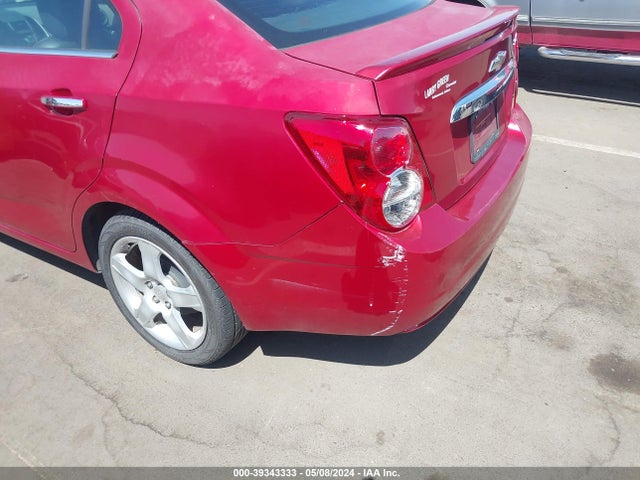 Chevrolet Sonic Ltz Auto 2014 1G1JE5SB8E4220092 Image 6