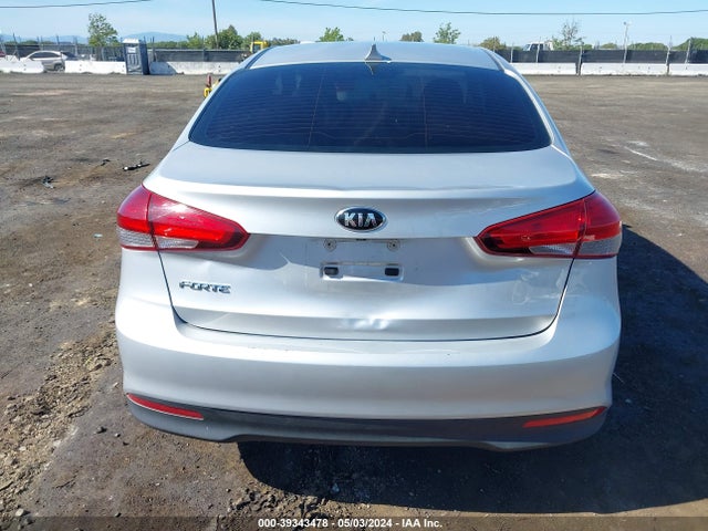 KIA FORTE LX 2017 3KPFL4A71HE003089 Image 16