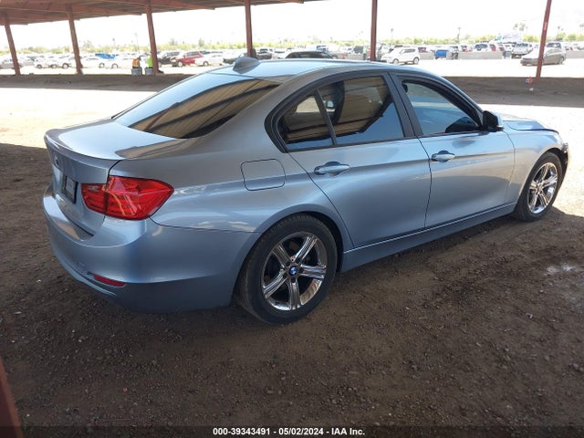 BMW 320i 2014 WBA3B1G56ENS77547 Image 4