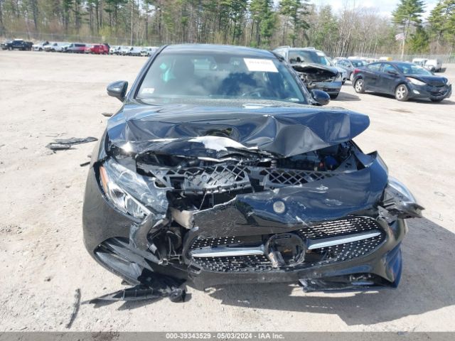 W1K3G4FB3LJ217636 Mercedes-Benz A 220 4matic