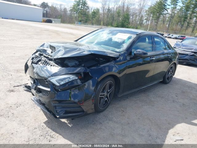 W1K3G4FB3LJ217636 Mercedes-Benz A 220 4matic