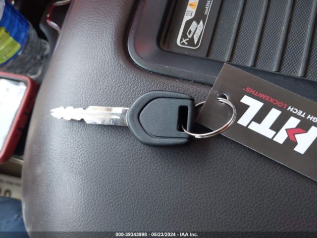 JA4AD2A39JZ063750 Mitsubishi Outlander Es