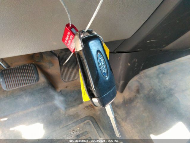 1FTMF1CB5JKE51739 Ford F-150 Xl