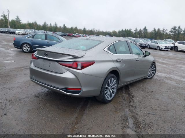 58AD11D13MU002626 Lexus ES 250