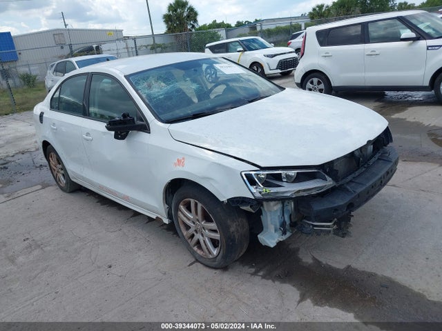 2015 3VW2K7AJXFM201975 main image