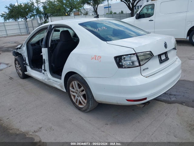 3VW2K7AJXFM201975 Volkswagen Jetta 2.0l S