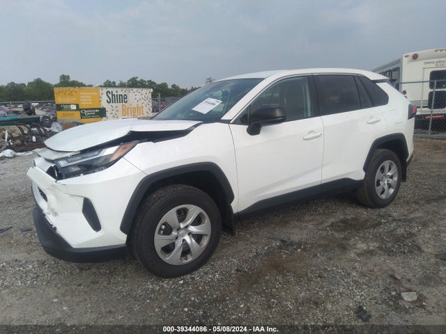 Toyota RAV4 LE 2024 2T3H1RFV1RC269545 Image 2