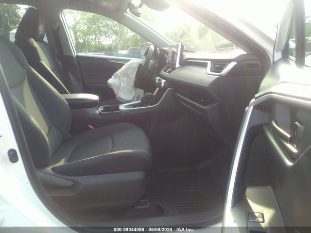 Toyota RAV4 LE 2024 2T3H1RFV1RC269545 Image 5