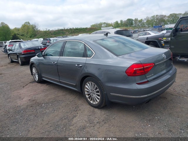 1VWBT7A34GC064176 Volkswagen Passat 1.8t Se
