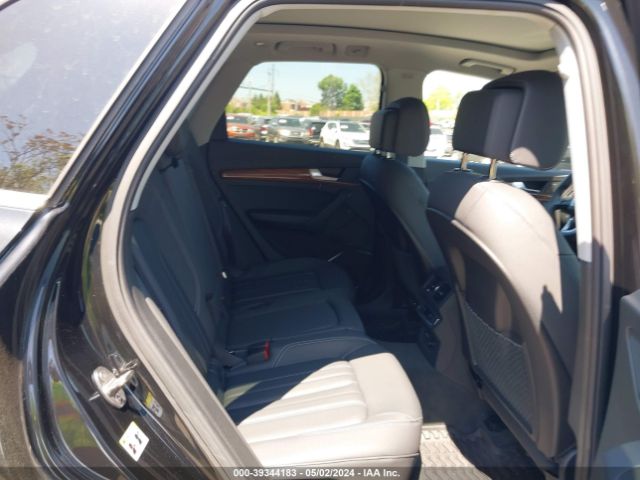WA1GAAFY0P2107136 Audi Q5 Premium 45 Tfsi S Line Quattro