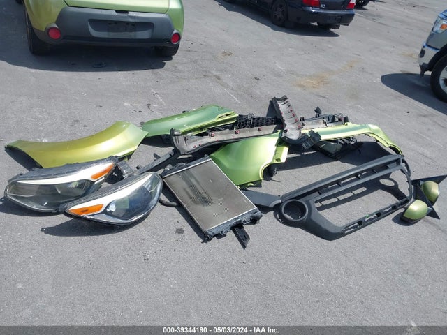 KIA Soul 2016 KNDJN2A22G7832605 Image 12