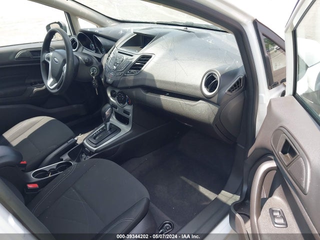 Ford FIESTA SE 2019 3FADP4BJ0KM164512 Image 5