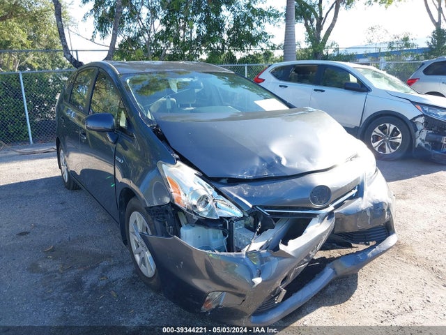 Toyota Prius V Five/three/two 2014 JTDZN3EU1E3335926 Image 1