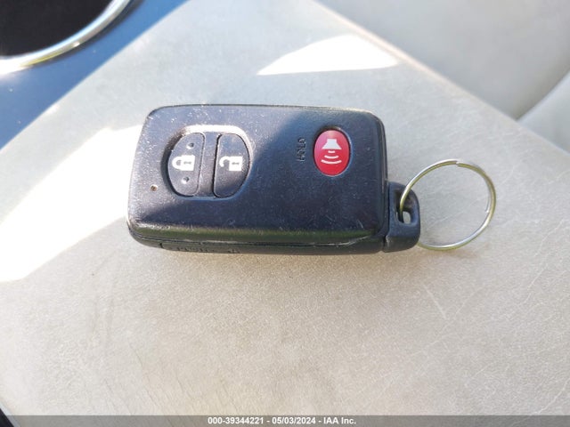 Toyota Prius V Five/three/two 2014 JTDZN3EU1E3335926 Image 11
