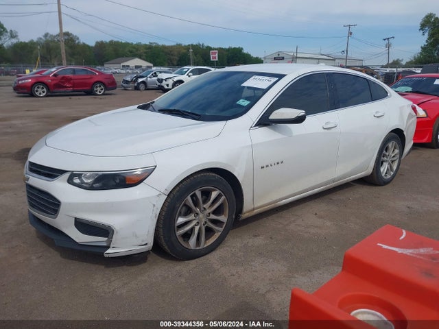 Chevrolet MALIBU LT 2018 1G1ZD5ST4JF216845 Image 2