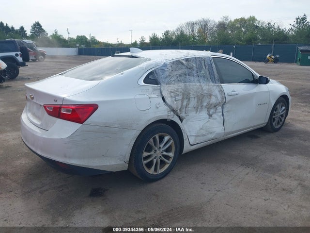 Chevrolet MALIBU LT 2018 1G1ZD5ST4JF216845 Image 4