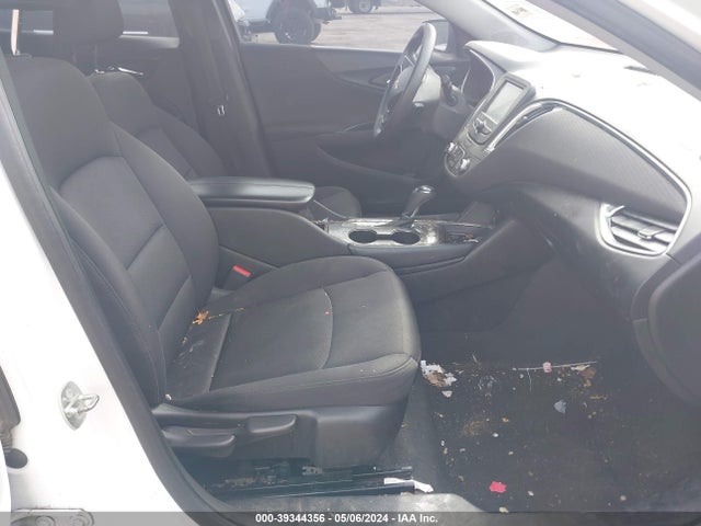 Chevrolet MALIBU LT 2018 1G1ZD5ST4JF216845 Image 5