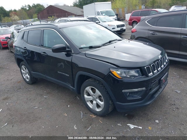 Jeep Compass Latitude 4x4 2019 3C4NJDBB0KT786672 Image 1